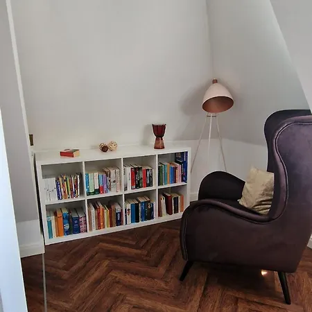 Von Schönermarck Apartment *